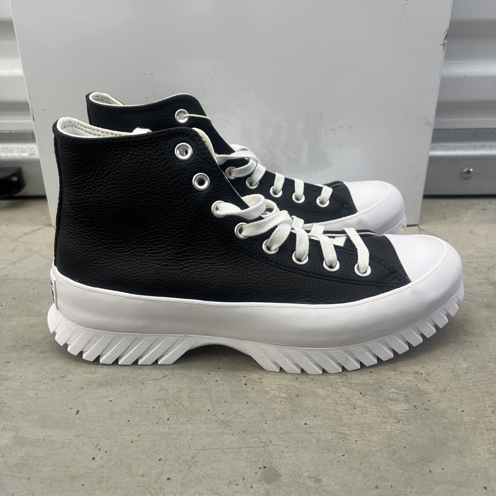 Converse Chuck Taylor All-Star Lugged 2.0 Hi Sneaker Black/Egret/White A03704C